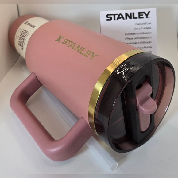 Stanley Rose 40 Oz Quencher Tumbler! Stunning!! - Picture 3 of 9